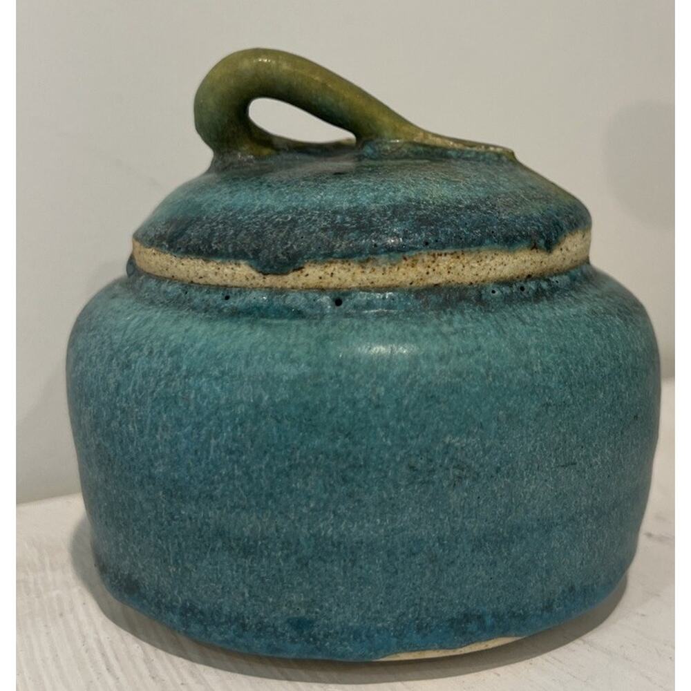 Pottery Signed 1996 3”5 Inch Tall. Lid Cannot Be Opened. Decoration Only Piece